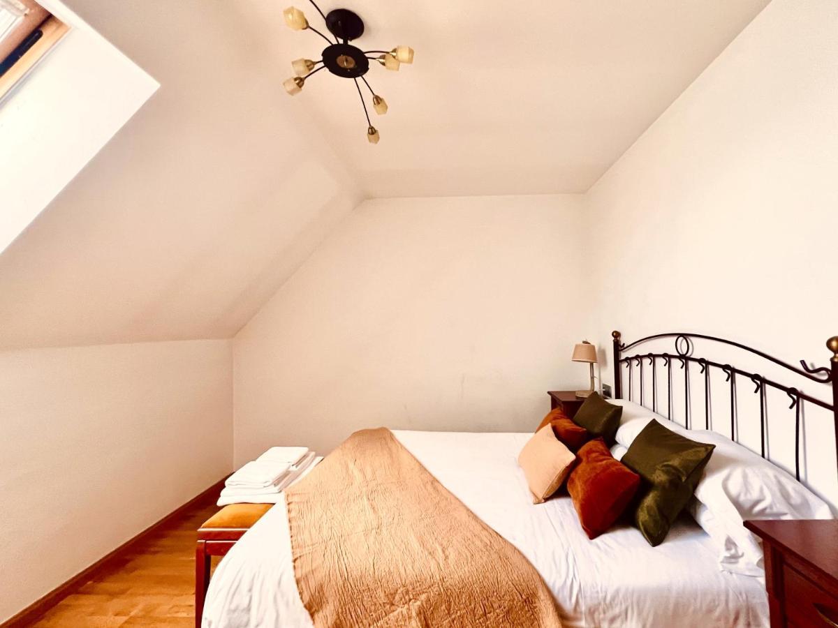 Апартаменты Housingleon - Conde Duplex Con Garaje Gratuito Экстерьер фото